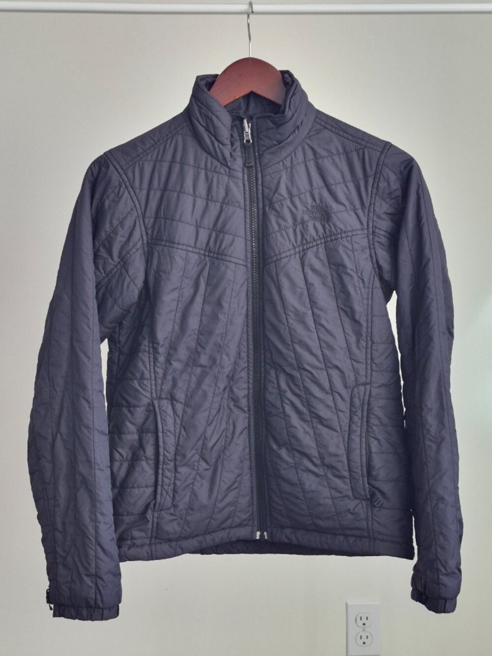 The North Face Women’s S black Quilted Insulated Full Zip Jacket Lightweight